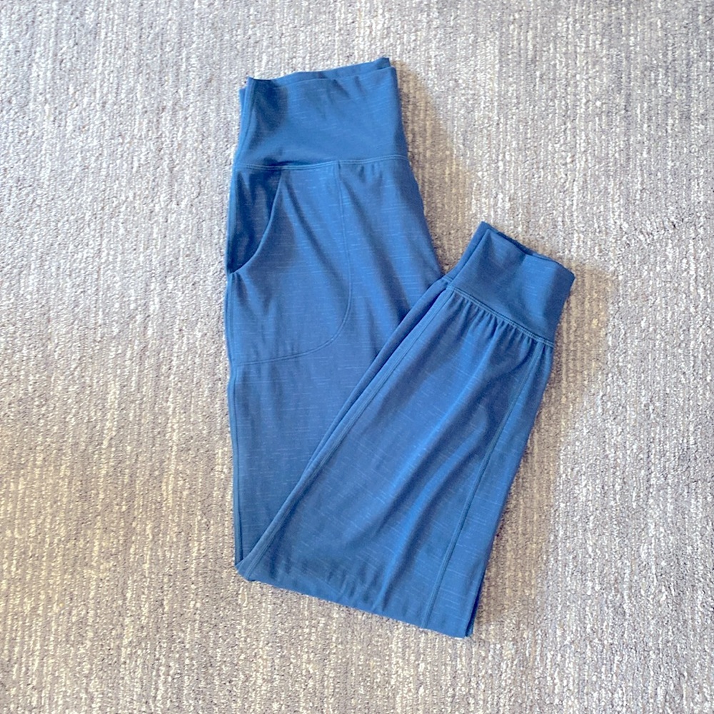 ZYIA Active Code Joggers size Large